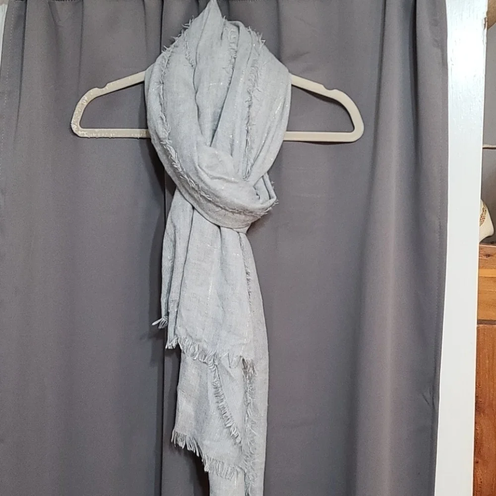 A New Day multi-purpose wrap 40x82‎ inches